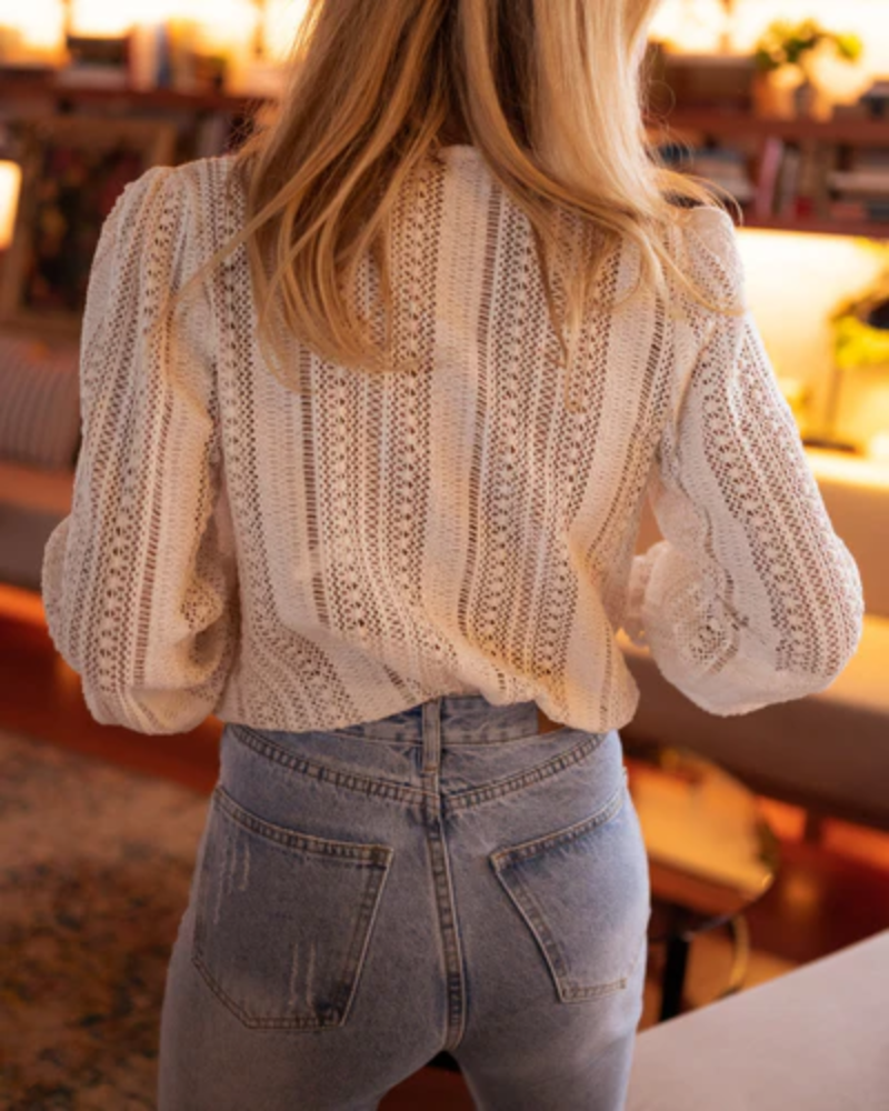 Celaya™ Blusa de Crochet Bohemia con Forro Suave