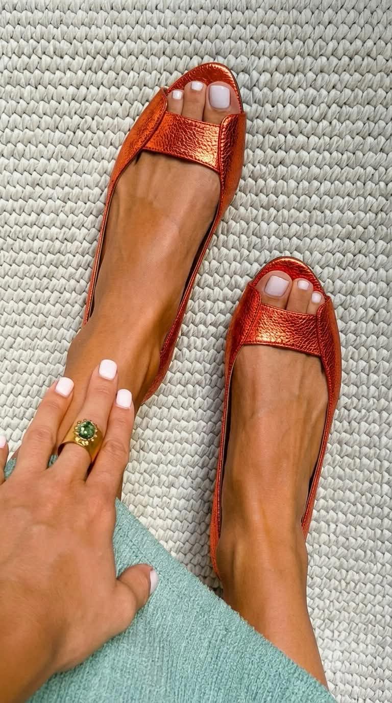 Crescencia | Sandalias Doradas Chic y Cómodas