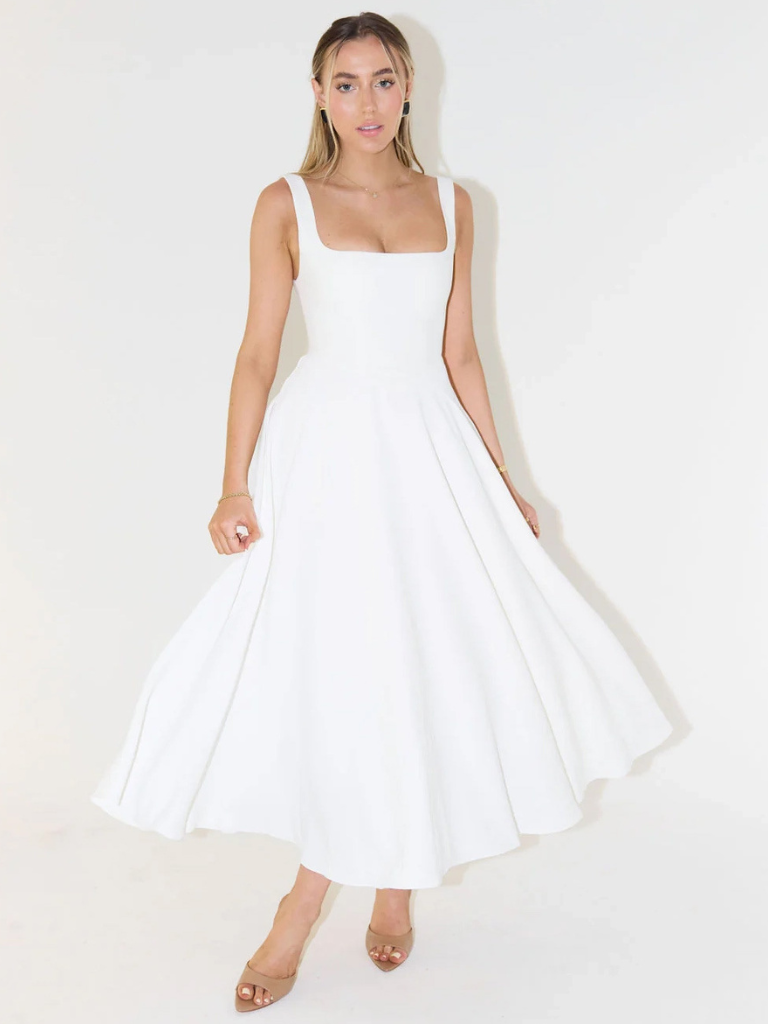 Lucila™ Vestido Midi Elegante con Escote Cuadrado Fluido